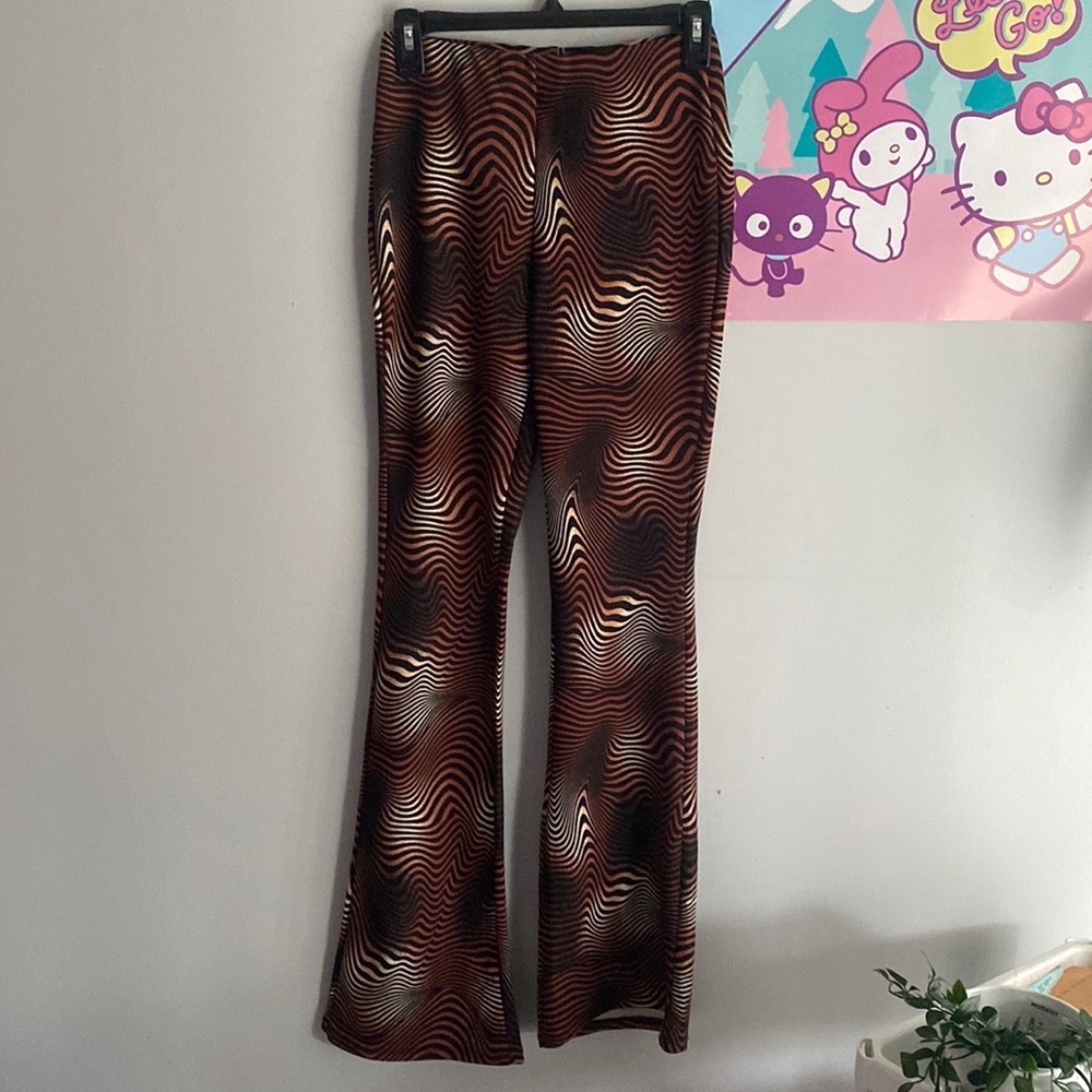 Streetwear Society Design Flare Pants